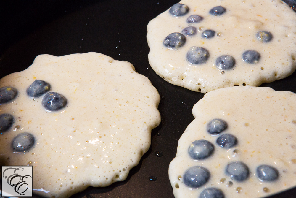 LemonBlueberryCornmealPancakeRecipe-5