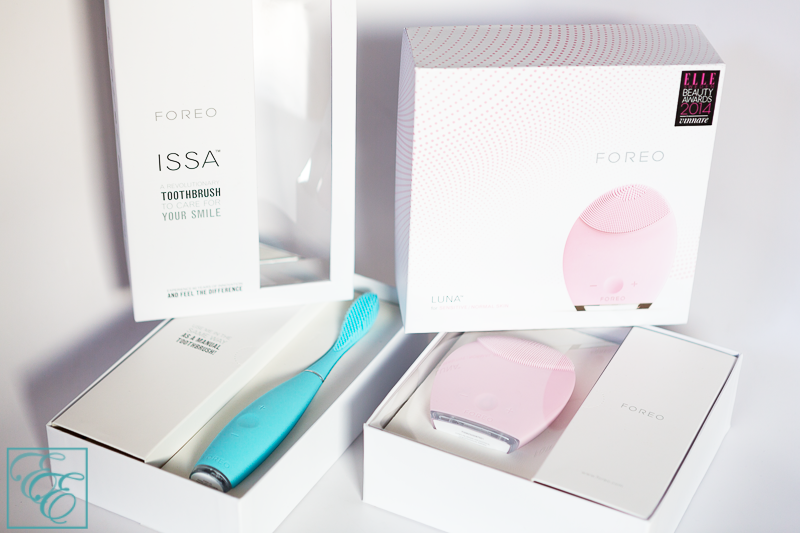 Ultrasonic Issa toothbrush and Luna facial cleanser by Foreo